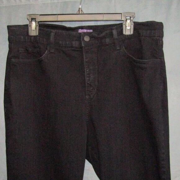 NYDJ Jeans Black Denim Lift Tuck Technology Size 16 Straight Leg Stretch USA - Picture 2 of 12